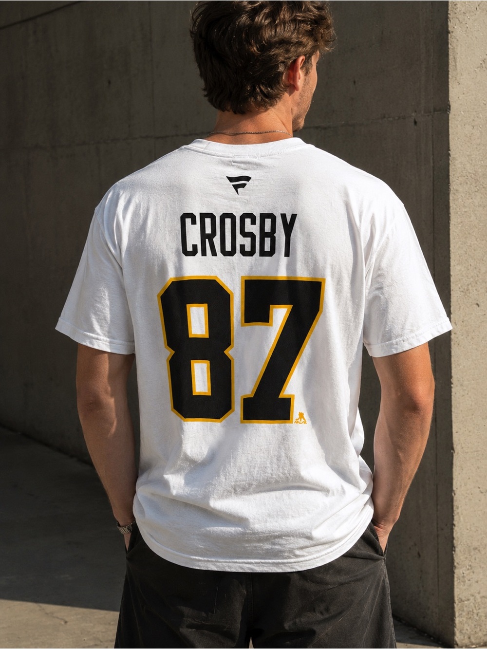 Gildan NHL White Men's Crosby 87 Graphic Short Sleeve Tee xlarge